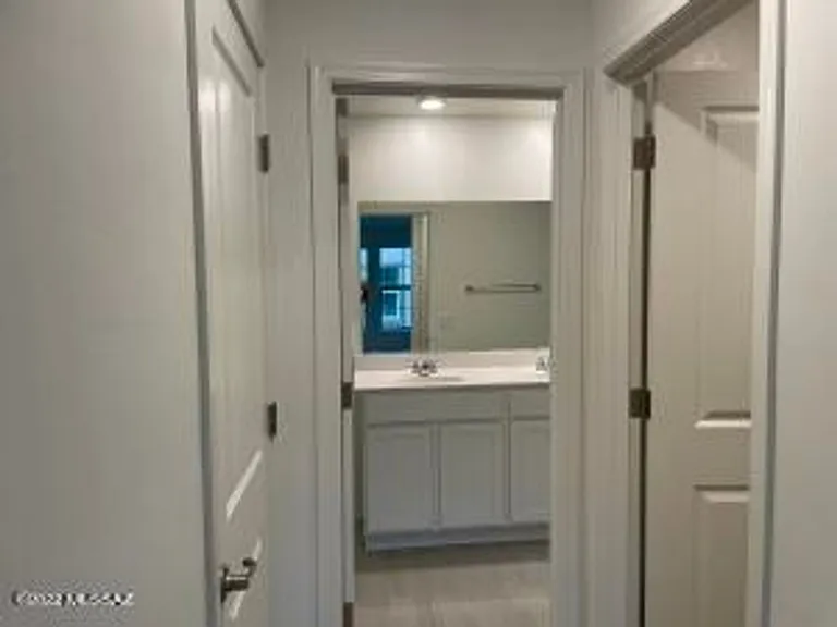 1123 E Descent St — Photo 21
