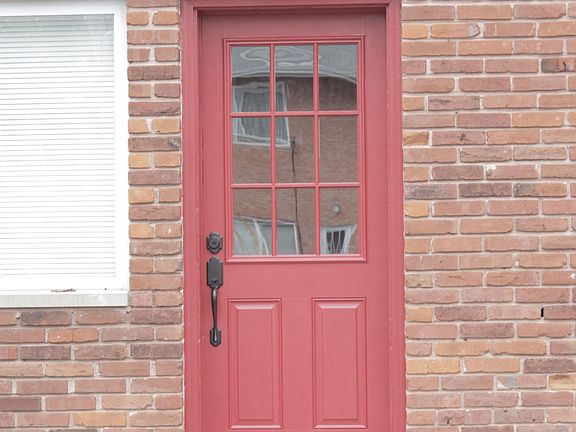 2nd image of 445 Burcke Dr #3