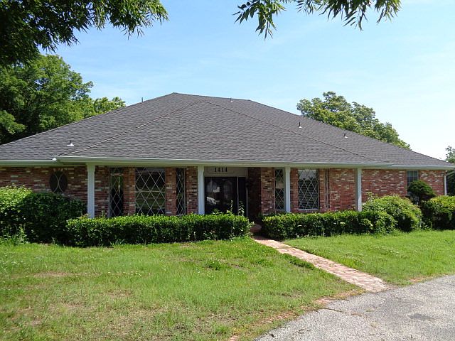 1st image of 1414 Sunrise Ln
