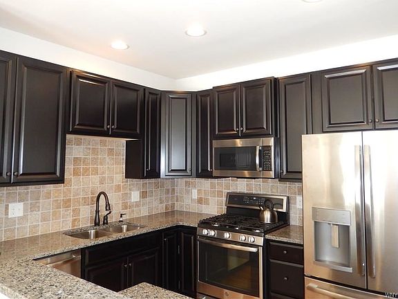 4th image of 4247 Arthur Ct