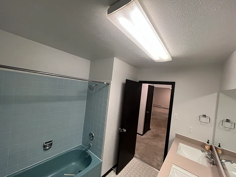5821 W Green Meadows Pl — Photo 8