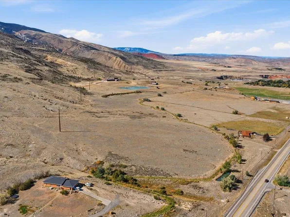 143 Southfork Rd, Cody, WY 82414