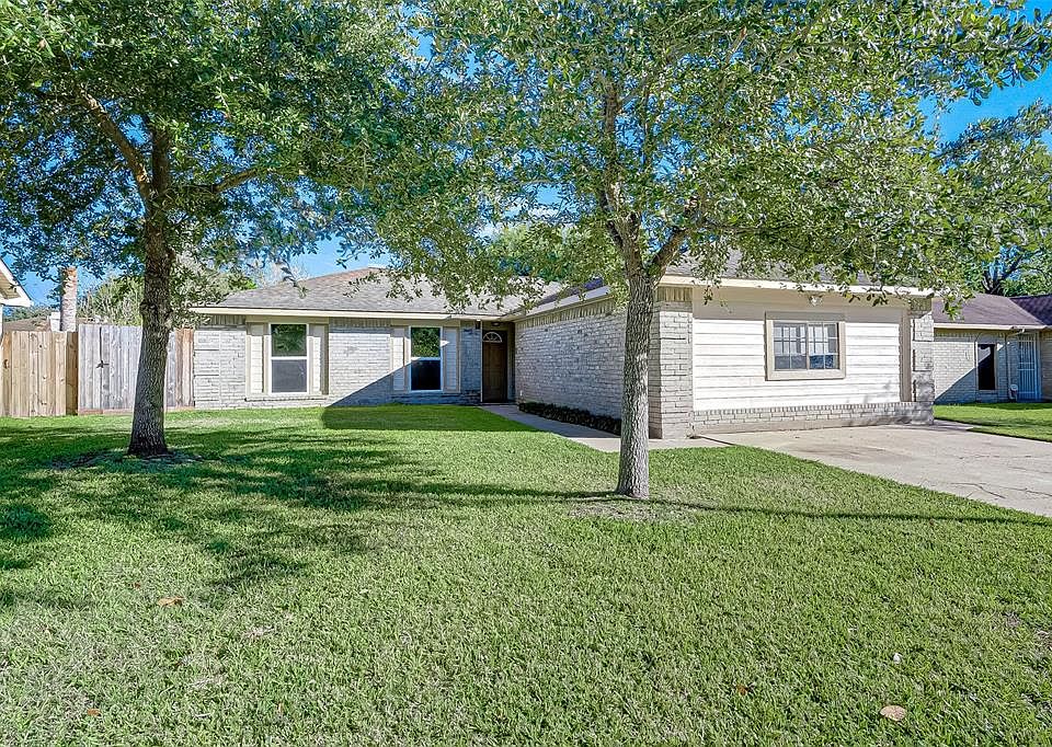 1st image of 16226 Paso Hondo Dr
