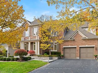 562 Gladwyne Ct, Mississauga, ON L5H4L4