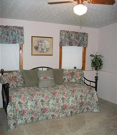 3rd image of 5929 1st St