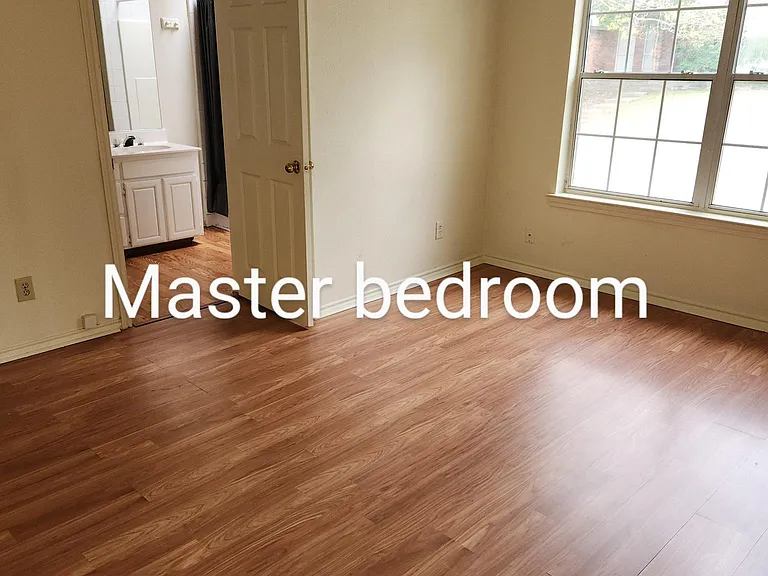 1802 Shoreline Dr — Photo 6