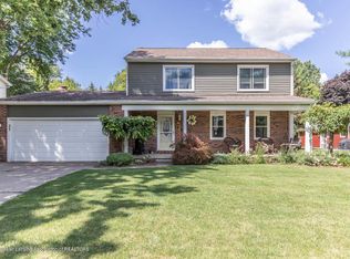 5012 Grape Arbor Ln, Lansing, MI 48917