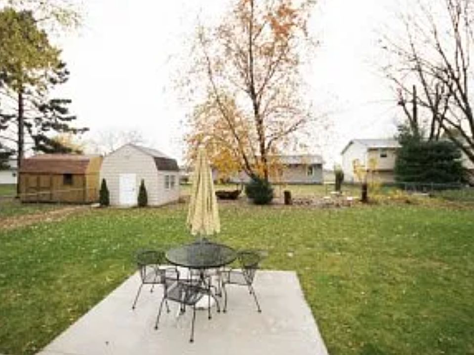 2nd image of 344 Cheryl Dr