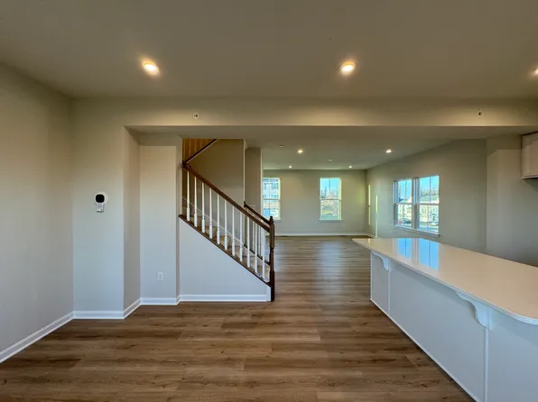 148 Crown St, Mc Kees Rocks, PA 15136