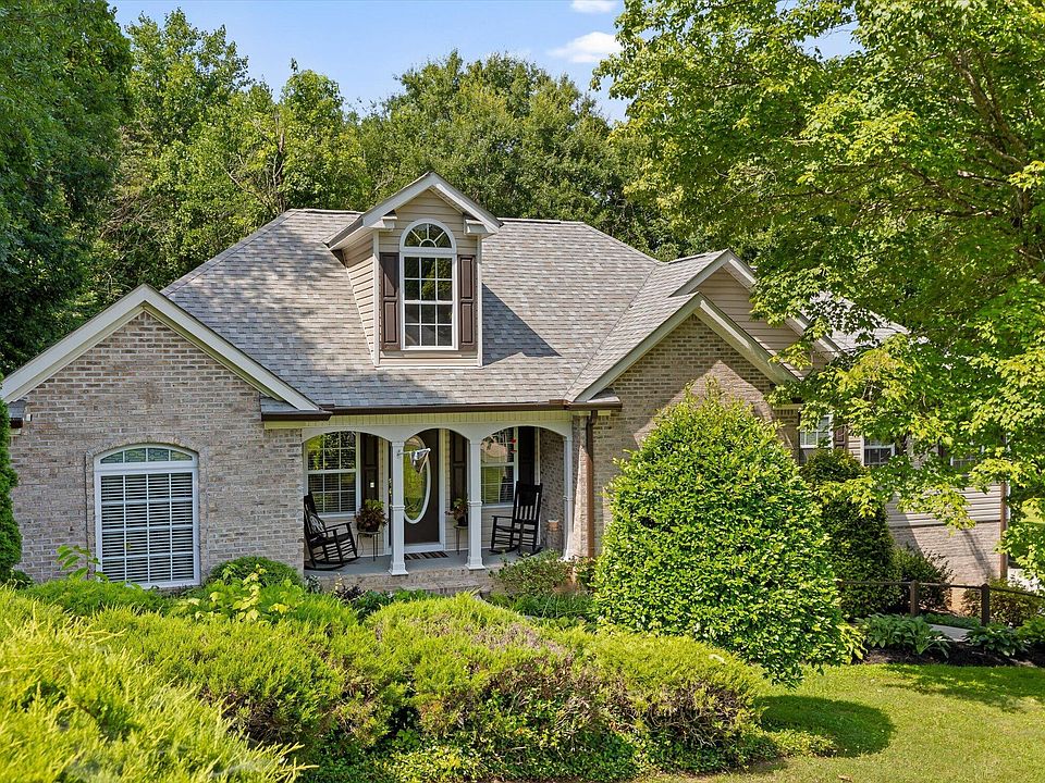 1st image of 5000 Dellwood Dr