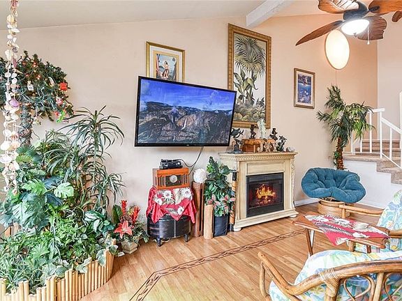 5th image of 722 W 223rd St