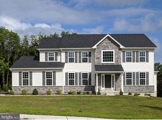 5 Pennstone Ct, Schwenksville, PA 19473