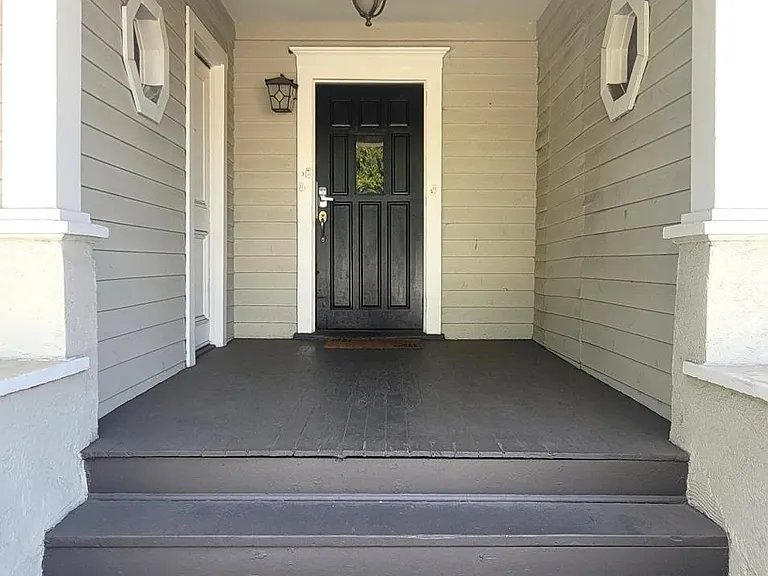 5826 Willoughby Ave #3 — Photo 1