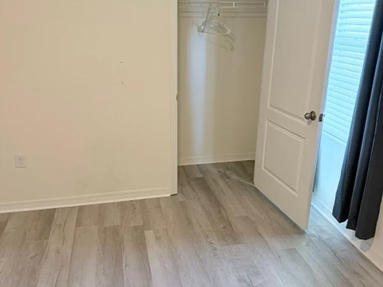 808 Brooklet Dr — Photo 12