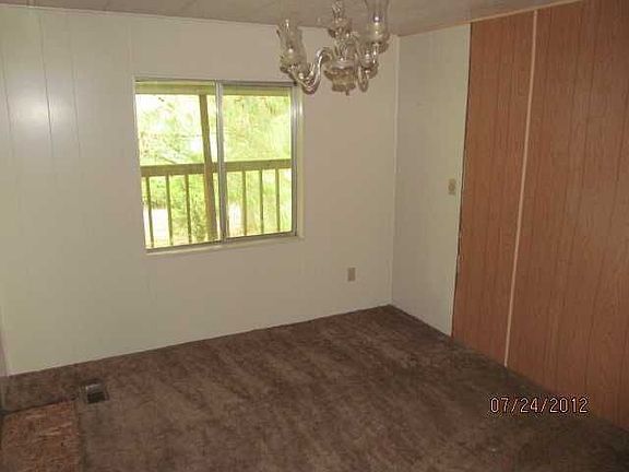 5th image of 9029 8th Ave NW