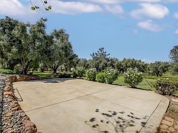 3rd image of 5271 Fruitland Road