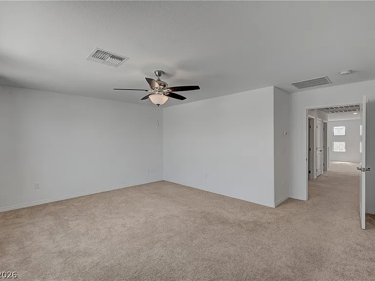 630 Great River Ave — Photo 39