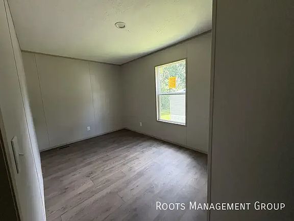 5th image of 100 Wisteria Dr #100W