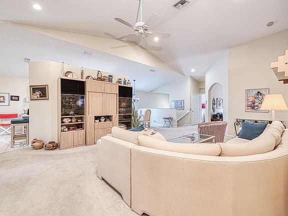 5th image of 7904 Laina Ln APT 4