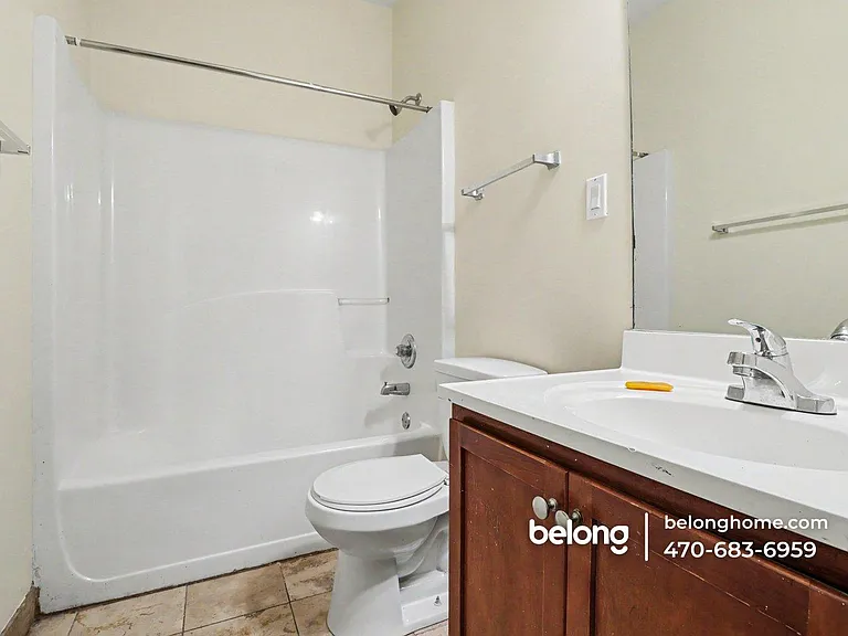 711 Meldrum St NW — Photo 13