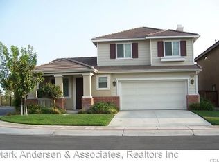 1110 Sawtooth Dr, Upland, CA 91786