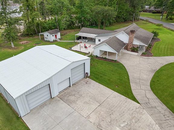 3rd image of 1581 Pin Oak Dr