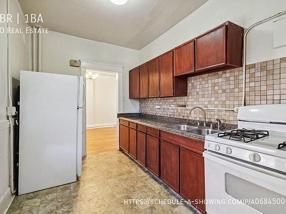 5th image of 2530 E 14th Ave APT 5