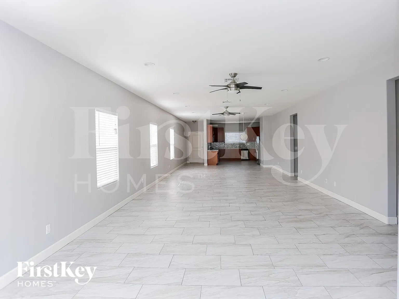4 bed, 2.0 bath, 2100 sqft, $2,110 — Photo 4