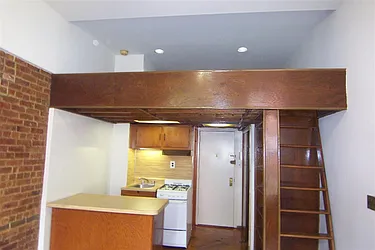 Rented by Susan Finkel, LREB