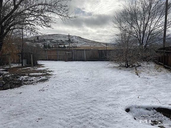 2nd image of 5420 Lupin Dr