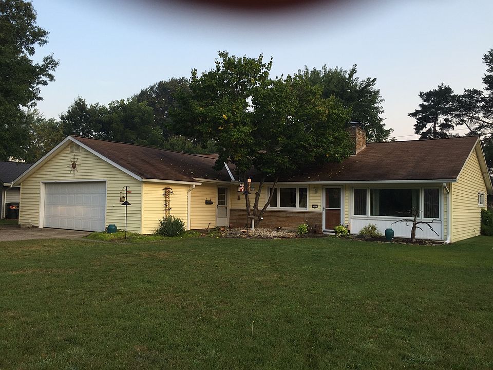 1st image of 306 Pineview Dr