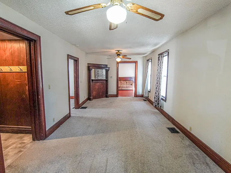 74 Woodside Ave #1 — Photo 14