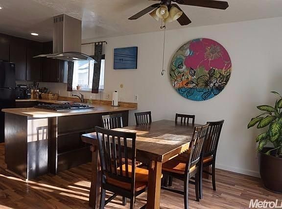 2nd image of 7226 Aberfeldy Way
