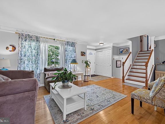 4th image of 308 Hollow Branch Ln