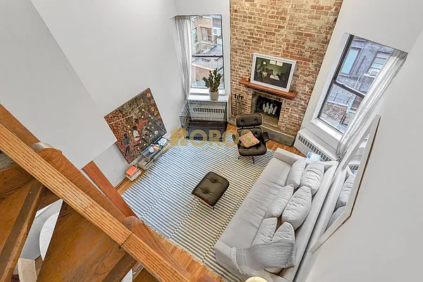 Rented by City Connections Realty | media 2