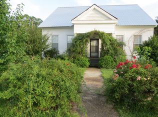 111 Washington Street, liberty, MS 39645