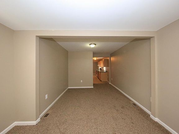 3rd image of 2034 Bickmore Ave