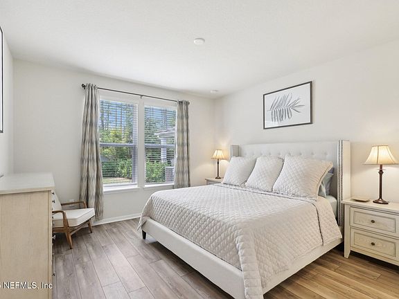5th image of 10982 TOWN VIEW Drive