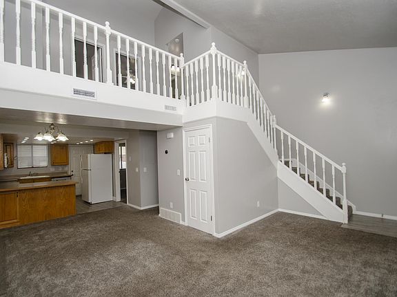 5th image of 1113 Country Hills Dr APT D1