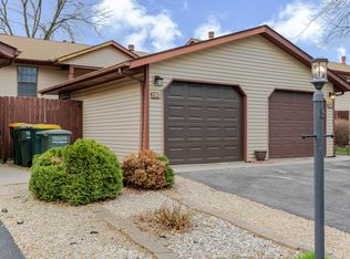 2302 Yorktowne Dr, Valparaiso, IN