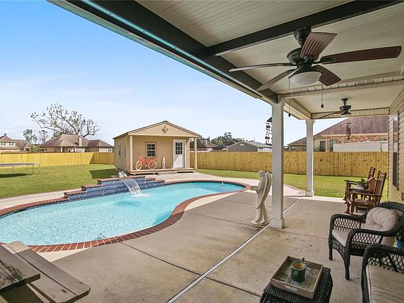 3rd image of 9567 Silverbell Pl