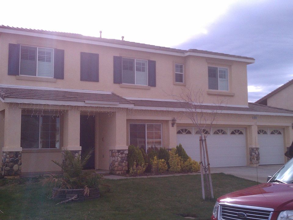 1 bdrm w/closet & full bathroom