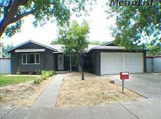 1233 Eastridge Dr, Modesto, CA 95355