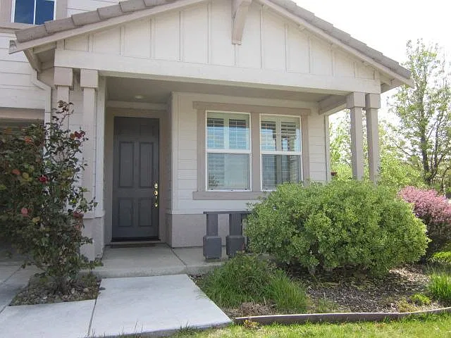 2290 Montecito Pl — Photo 1
