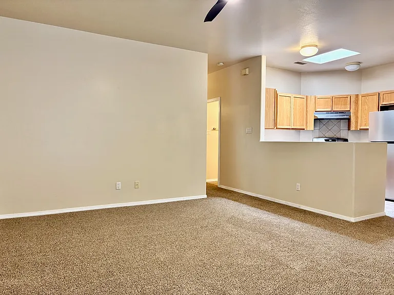3067 Southern RR - B — Photo 11