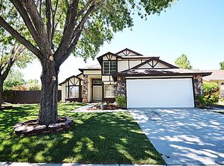 1570 Arnica Ln, Lancaster, CA 93535