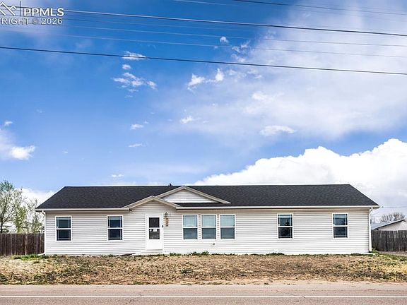 2nd image of 736 Indiana Ave