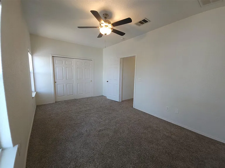 304 Windridge Village Cv — Photo 18