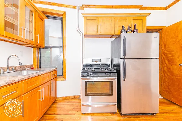 Rented by MySpaceNYC | media 4