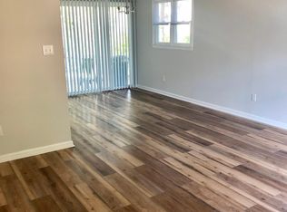 300 Osprey Ridge Dr APT 20, Emerald Isle, NC 28594